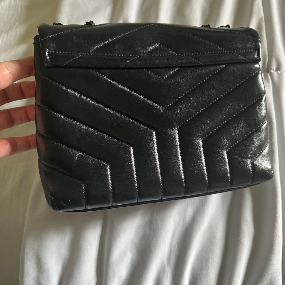 Yves Saint Laurent Black Quilted Leather Chain Shoulder Bag - Picture 3 of 16
